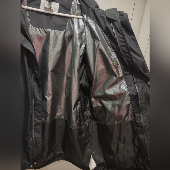 Men's Columbia Omni -tech winter 3 in coat size large - Picture 9 of 11